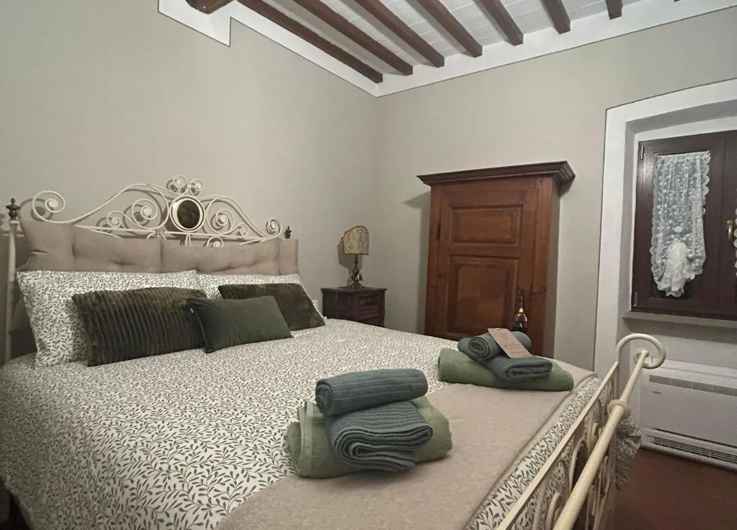 Country House Le Querciole San Donato in Poggio 0*,  Italy
